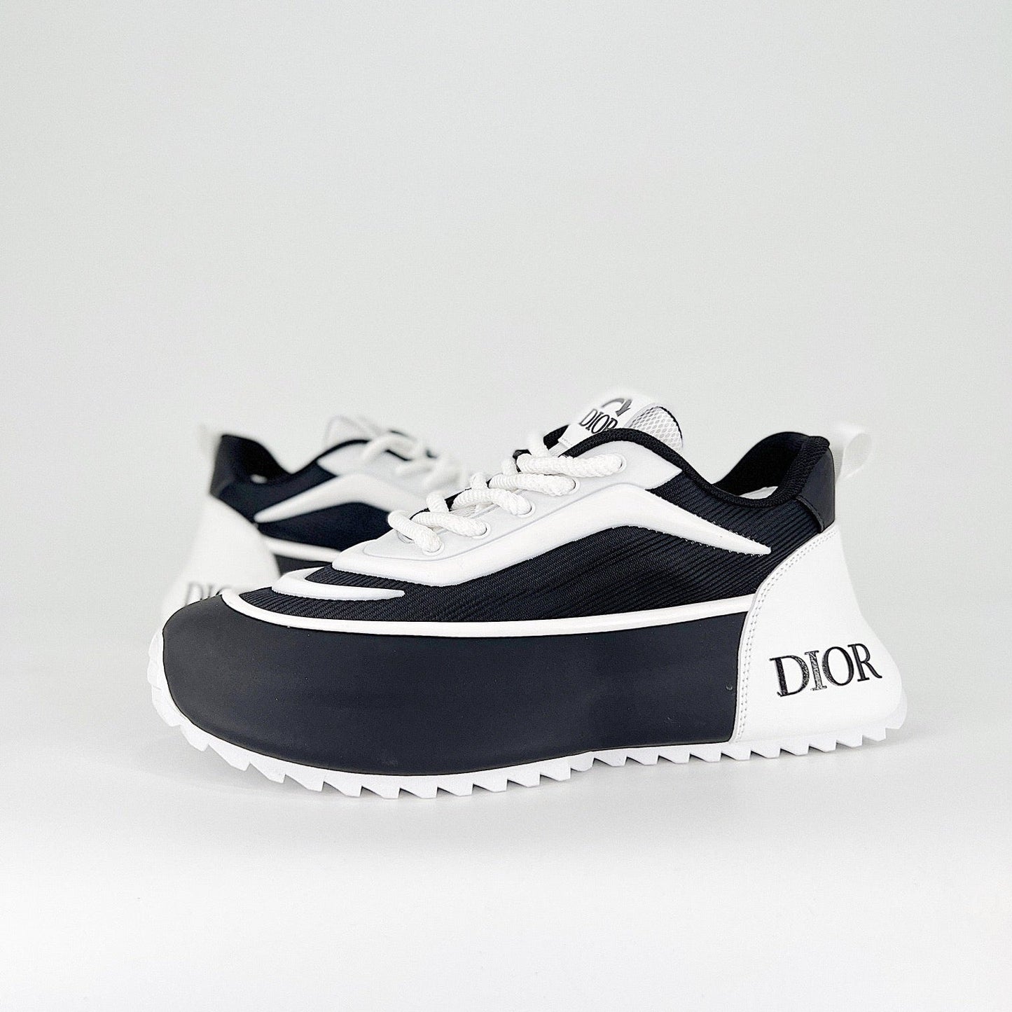 Casual Fashion Sneakers